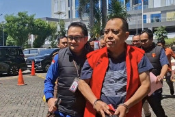 Kadis ESDM Jatim Resmi Tersangka Pungli Perizinan