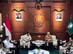 Wamen KKP Diam-diam Temui Gubernur Jatim Khofifah Hari Ini, Bahas Proyek Raksasa