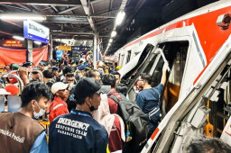 Tragedi KA Argo Bromo Anggrek Tabrak KRL di Bekasi Timur: 14 Orang Tewas, 84 Terluka
