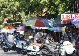 Penataan Pasar Tumpah, Gebrakan Pemkot dalam Benahi Perdagangan Tradisional di Surabaya