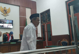 Ngaku Kasubag Keuangan Pemprov Jatim, Pria di Surabaya Raup Puluhan Juta