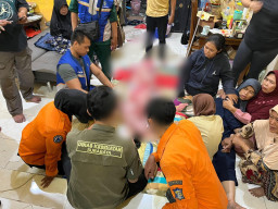 Remaja di Surabaya Tewas Kesetrum dalam Kondisi Rukuk