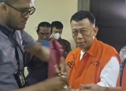 Sugiri Sancoko, Bupati Ponorogo Nonaktif Didakwa Suap dan Gratifikasi Rp5,5 Miliar