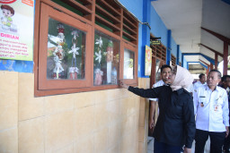 Respons Cepat Wabup Mimik Perbaiki Bangunan SDN Putat Sidoarjo yang Kini Memprihatikan