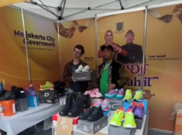 Lewat Indonesia Fair 2026, Alas Kaki Unggulan Kota Mojokerto Tembus Jepang