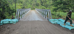 Kabar Gembira, Jembatan Darurat Akses Madakaripura Probolinggo Kini Rampung Dibangun