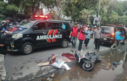 Laka Maut di Depan SMP Dharma Wanita Gedangan Sidoarjo, Dua Anak Tewas di Lokasi