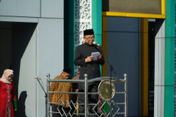 Peringati Hardiknas, Kakanwil Kemenag Jatim Ajak Perkuat Pendidikan Bermutu dan Berkarakter