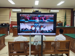 Hakim PN Tipikor Surabaya Nyatakan 3 Kades Kediri Terbukti Perkaya Diri