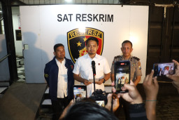 Polisi Tembak Residivis Narkoba Pencuri Motor di Surabaya