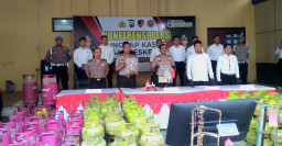 Peredaran Elpiji 3 Kg Ilegal di Sidoarjo Dibongkar, Dua Orang Diamankan