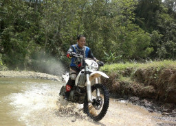 Mengenal Syaifuddin Zuhri: Dari Pecinta Otomotif, Kini Pimpin DPRD Surabaya