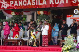 Stunting Surabaya Diklaim Tinggal 0,59 Persen, Armuji Tetap Minta Maaf ke Warga