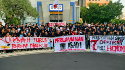 BEM FEB Unair Bersuara Keras soal Ekonomi RI dan Pilih Tak Demo di Jalanan