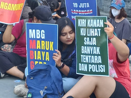 Mahasiswa Surabaya Sebut Program MBG hanya Mencerdaskan Vendor