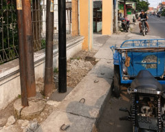 Meski Izin Belum Terbuka ke Warga, Proyek Tiang FiberStar di Sidoarjo Terus Berjalan