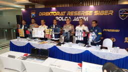 Polda Jatim Bongkar Sindikat Penipuan Online Lintas Negara, Pakai Modus Cinta dan Hadiah