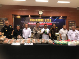 Polda Jatim Ungkap Ribuan Kasus Narkotika: Sita Sabu hingga Ekstasi, Amankan 4.061 Tersangka
