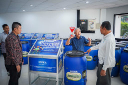 Dukung Kampung Iklim Nasional, SIER Salurkan Dropbox dan Komposter ke 12 Kelurahan di Surabaya