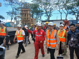 Bupati Jember Fawait Pastikan Pendidikan Berkualitas Bagi Anak-anak Keluarga Miskin