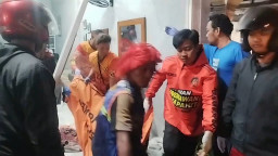 Tabrak Salon di Mojokerto, Pemotor Vario asal Jombang Tewas