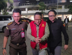 Eks Dirut Kebun Binatang Surabaya Ditetapkan Tersangka Korupsi Rp10,2 Miliar