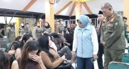 Warung Pangku Jabon Sidoarjo Dirazia, Amankan 75 LC dan Ratusan Miras