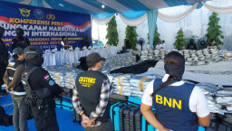 BNN RI Bongkar Peredaran Sabu 3 Ton di Pergudangan Gresik