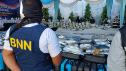 Foto: Pengungkapan Narkoba 3 Ton di Gresik
