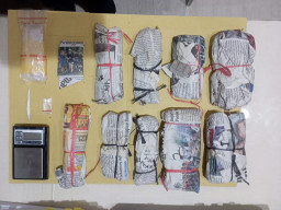Demi Upah Rp50-100 Ribu, Kurir Paket di Surabaya Rela Melawan Hukum