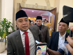 Pemkot Surabaya Larang RT-RW Tarik Sumbangan Agustusan, Ini Risikonya Bila Dilanggar