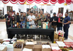 Perketat Peredaran Miras, Pemkab Sidoarjo Libatkan Seluruh Camat dalam Operasi Gabungan