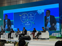Transisi Energi yang Tetap Menjaga Daya Saing Industri