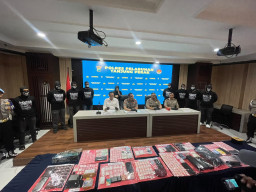 Sikat Peredaran Narkoba di Surabaya, Polres Tanjung Perak Amankan 27 Tersangka dan 1 Kg Sabu