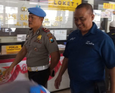 Propam Polres Jember Sidak Samsat dr Soebandi, Pastikan Bebas Pungli dan Calo