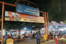 Pendaftaran Online Bikin Resah Pedagang UMKM Taman Bungkul Surabaya, Lapak Terancam Diserobot