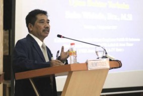 Gubernur Perpanjang PSBB Surabaya Raya, Suko Widodo: Masyarakat Bisa Stres