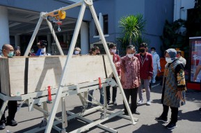 Pemkot Surabaya Punya 3 Alat Canggih untuk Penanganan Covid-19
