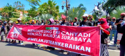 Idolakan Risma, Gabungan Arek Suroboyo Dukung Eri Cahyadi Maju Pilwali 2020
