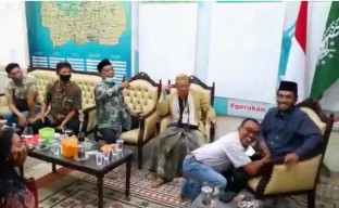 Nobar Rekom PDIP, Ketua dan Pengurus NU Surabaya Bersorak Dengar Nama Eri Cahyadi-Armuji