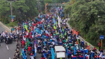 Cegah Chaos, Polisi Siagakan 3.600 Personel Amankan Demo Buruh di Surabaya