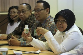 Wali Kota Risma Sebut Soto dan Rawon Bisa Tangkal Virus Corona