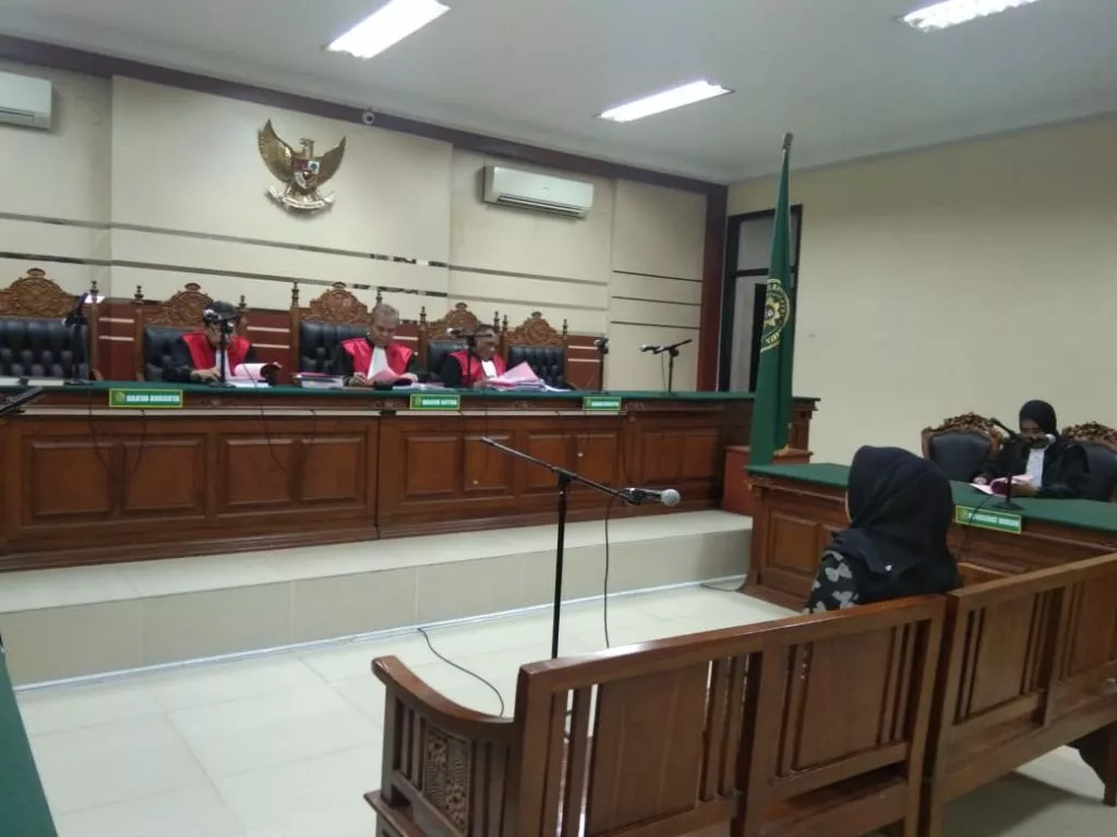 Kasus Dana Hibah 2016, Mantan Anggota DPRD Surabaya Binti Rochma Dituntut 3 Tahun Penjara
