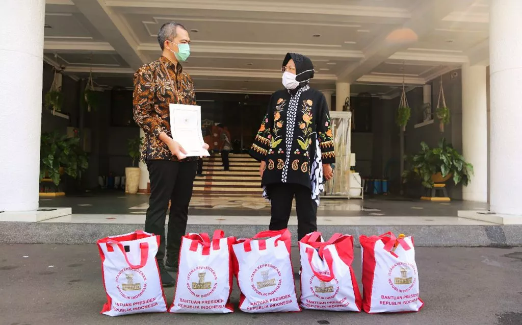 Pemkot Surabaya Terima 10 Ribu Paket Sembako dari Presiden