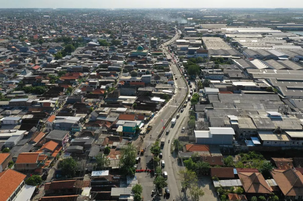 Box Culvert Diresmikan, Akses Manukan-Sememi Kembali Lancar