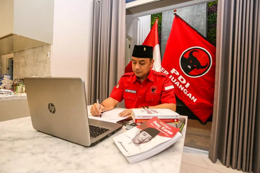Kutip Ki Hajar Dewantara, Eri Cahyadi Kagumi Sekolah Calon Kepala Daerah PDIP