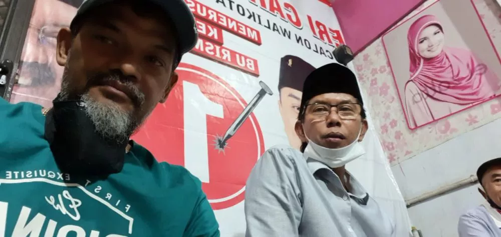 Taufik Rahman bersama Ketua DPC PDIP Surabaya sekaligus Ketua DPRD Surabaya