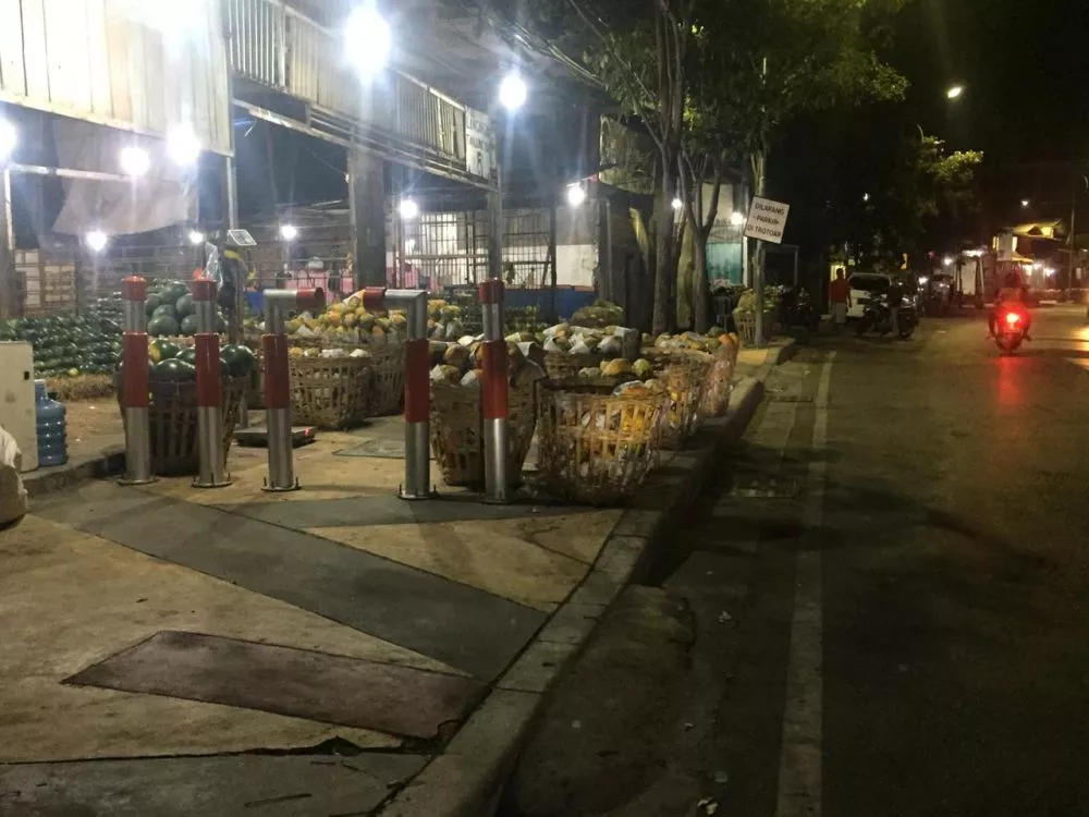 DPRD Surabaya Minta Satpol PP Tertibkan Pedagang Liar Pasar Buah Tanjungsari