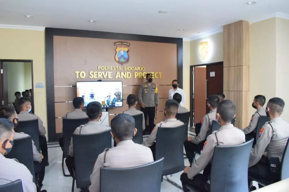 Kunjungi Sidoarjo, Bambang DH Ajak Semua Elemen Bergerak Melawan Pandemi Covid-19