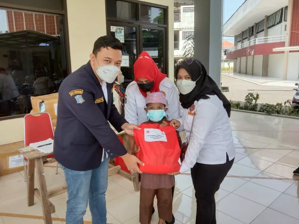Peringati Hari Bakti, Karang Taruna Surabaya Gelar Webinar hingga Bagi-bagi Bantuan